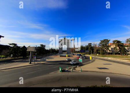 Arco de la Victoria und Faro de Moncloa, Madris, Spanien Stockfoto