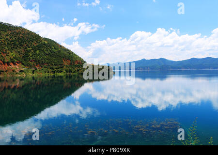 Landschaft der Lugu See in Lijiang, Yunnan, China Stockfoto