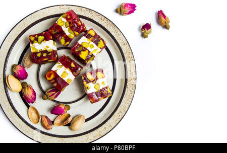 Türkische Köstlichkeiten mit Pistazien und Rose Blume Stockfoto