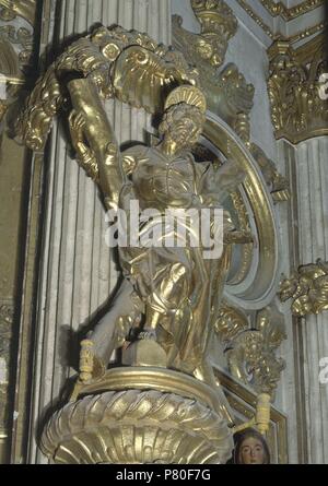 CAPILLA MAYOR - ESCULTURA DEL APOSTOL SAN ANDRES. Lage: CATEDRAL - INTERIEUR, Granada, Spanien. Stockfoto