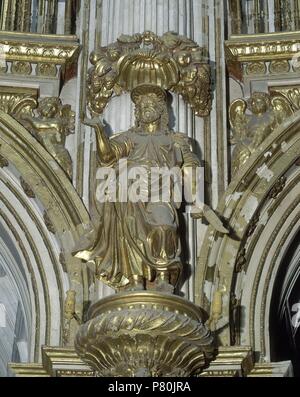 CAPILLA MAYOR - ESCULTURA DEL APOSTOL S BARTOLOME. Lage: CATEDRAL - INTERIEUR, Granada, Spanien. Stockfoto