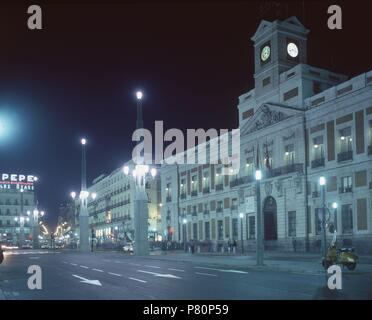 SEDE DE LA COMUNIDAD DE MADRID ANTIGUA CASA DE COMPUTERWOCHE CONSTRUCCION DEL AÑO 1766 SE LE AÑADIO LA TORRETA DEL RELOJ EN EL AÑO 1866. Autor: Jaime Marquet. Lage: CASA DE COMPUTERWOCHE SEDE COMUNIDAD DE MADRID, SPANIEN. Stockfoto