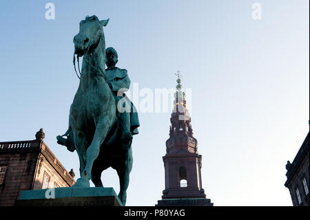 Svenska: Christiansborg Kopenhagen Danmark Daten-uid: 5196 e 026-27 bc-4e24-Aea 6-93894 c4 b7 a00. 30. September 2011 (nach EXIF-Daten) 91 Christiansborg Kopenhamn Danmark, Johannes Jansson (1) Stockfoto