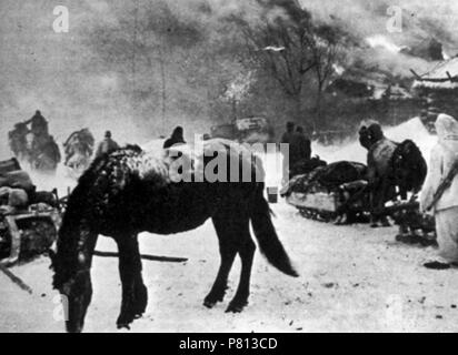 Italiano: Sceljakino in fiamme Dopo i combattimenti del 20 Maggio 2005 Durante la ritirata dal Fronte del Don. 19. Januar 2016 341 Sceljakino ARMIR Stockfoto