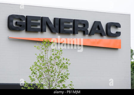 Ein logo Zeichen außerhalb des Hauptsitzes der Generac Power Systems in Waukesha, Wisconsin am 22. Juni 2018. Stockfoto