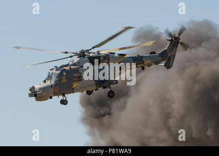 Die britische Royal Navy Wildcat HMA 2 Hubschrauber von einem Australischen Marine Pilot in der angriffsszenario in Yeovilton International Air Tag, Großbritannien geflogen am 7/7/18. Stockfoto