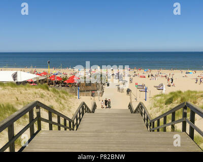 Kijkduin, Den Haag, Niederlande - 8. Juli 2018: warme Sommer Wetter im Juli bringt die Massen am Niederländischen Strände Stockfoto