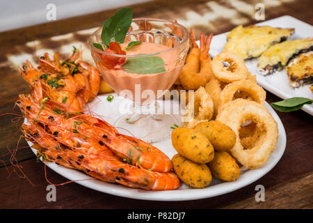 Eine köstliche Garnelen Tintenfisch Mahlzeit Stockfoto