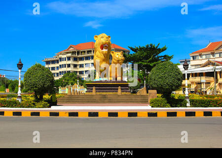 Statue von Lion in der Stadt von Sihanoukville, Kambodscha. Stockfoto