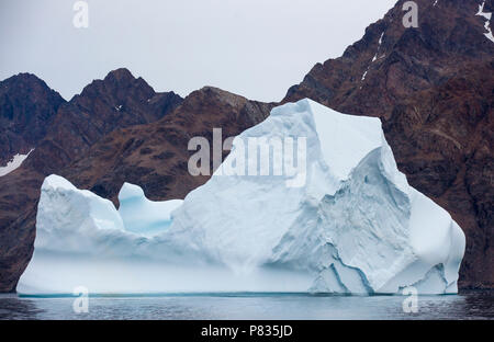 Eisberge vor der Küste von Taliisaq, Ost Grönland Stockfoto