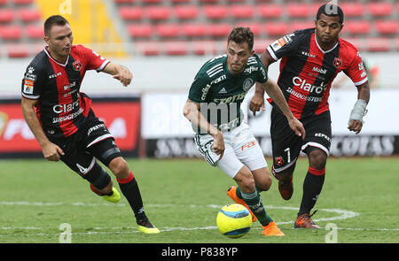 San Jose, Estados Unidos. 08 Juli, 2018. Liga Spieler Gutierrez bei einem Freundschaftsspiel in Costa Rica&#39;s National Stadium in der Stadt San Jose. Credit: Cesar Greco/FotoArena/Alamy leben Nachrichten Stockfoto