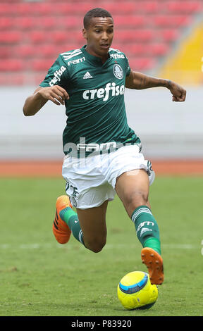 San Jose, Estados Unidos. 08 Juli, 2018. Deyverson, von SE Palmeiras, spielt gegen die D Alajuelense Liga Team bei einem Freundschaftsspiel in Costa Rica & #3 Nationale Sal Stadion in der Stadt San Jose. Credit: Cesar Greco/FotoArena/Alamy leben Nachrichten Stockfoto