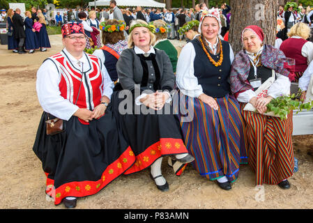 Riga, Lettland. 8. Juli 2018. 08.07.2018. RIGA, Lettland. Abschlusskonzert "Nach dem Sternenhimmel Path' während des Songs und Tanz Fest. Credit: gints Ivuskans/Alamy leben Nachrichten Stockfoto