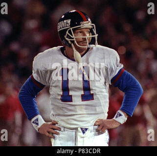 San Francisco, Kalifornien, USA. 27 Nov, 1989. San Francisco 49ers vs New York Giants im Candlestick Park Montag, 27. November 1989. 49ers Beat Riesen 34-24. Giants Quarterback Phil Simms Credit: Al Golub/ZUMA Draht/Alamy leben Nachrichten Stockfoto