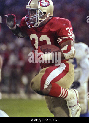 San Francisco, Kalifornien, USA. 27 Nov, 1989. San Francisco 49ers vs New York Giants im Candlestick Park Montag, 27. November 1989. 49ers Beat Riesen 34-24. San Francisco zurück laufen Roger Craig Credit: Al Golub/ZUMA Draht/Alamy leben Nachrichten Stockfoto