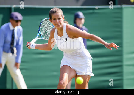 London, Großbritannien. 6. Juli, 2018. Julia Goerges (GER) Tennis: Julia Goerges von Deutschland während der Frauen singles dritte Runde der Wimbledon Lawn Tennis Championships gegen Barbora Strycova der tschechischen Republik bei den All England Lawn Tennis und Croquet Club in London, England. Quelle: LBA/Alamy leben Nachrichten Stockfoto