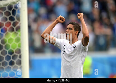 Raphael Varane (FRA) während der FIFA WM Viertelfinale zwischen Uruguay 0-2 Frankreich am Stadion in Nischni Nowgorod Nischni Nowgorod, Russland. Juli 6, 2018. Credit: Shinji Akagi/FERNOST PRESSE/LBA/Alamy leben Nachrichten Stockfoto