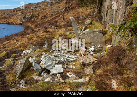 Das Wrack der US Air Force Flugzeuge, die hier im Jahr 1945 stürzte, an die Fee Seen, in der Nähe von Shieldaig (Gairloch), Hochland, Schottland, Großbritannien Stockfoto