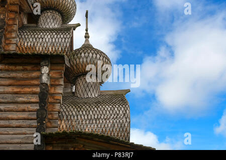 Russland, SANKT PETERSBURG - 18. AUGUST 2017: Die Kirche der Heiligen Jungfrau (Pokrovskaya Kirche) in der Immobilien Bogoslovka Stockfoto