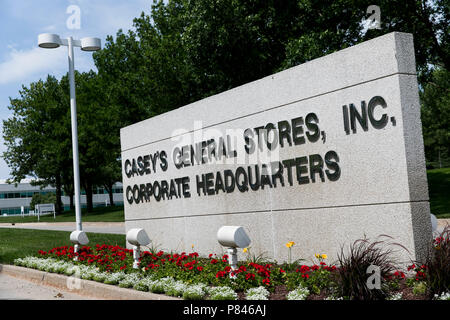 Ein logo Zeichen außerhalb des Hauptsitzes der Casey's General Stores, Inc., die in Ankeny, Iowa, wurde am 30. Juni 2018. Stockfoto