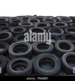 Reifen auf Plane Feind silieren. Der Auvergne. Frankreich Stockfoto
