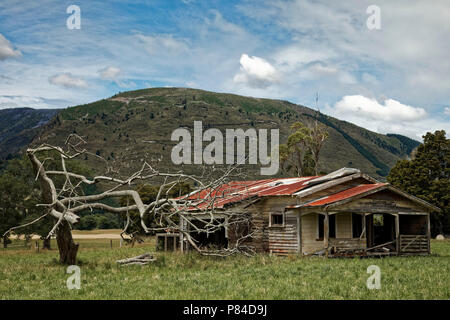 Verfallenes Cottage ideal Handelnde oberen für den Heimwerker Stockfoto