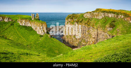 Großbritannien, Nordirland, Co Antrim, dunseverick Castle, Panoramablick Stockfoto