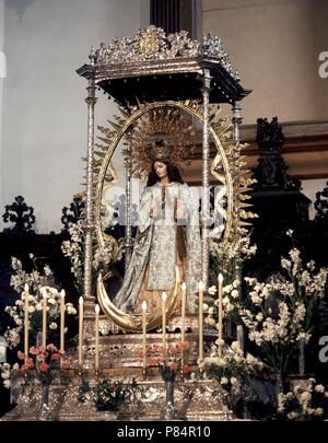 RETABLO MAYOR CON LA IMAGEN DE INMACULADA. Lage: Iglesia de la Concepcion, La Laguna, Teneriffa, SPANIEN. Stockfoto