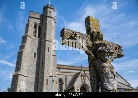 Ellesborough, UK. 6. Juli, 2018. Die Pfarrkirche der Heiligen Peter und Paul. Stockfoto