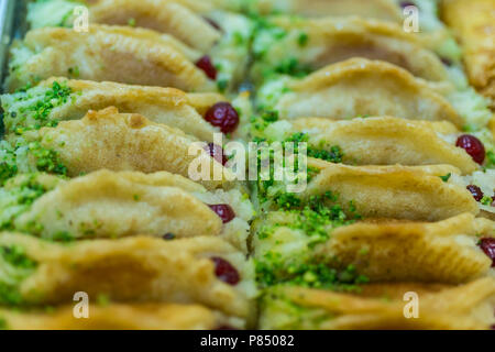 Baklava in Markt Stockfoto