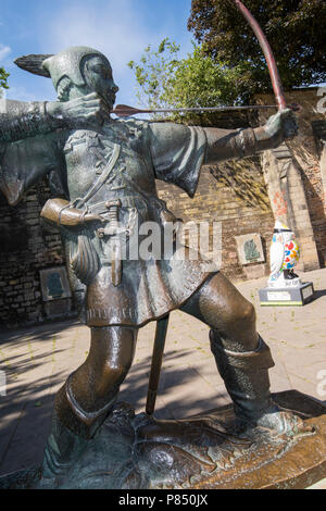 Hinters licht Wild in der Kunst Skulptur an der Robin Hood Statue in Nottingham Castle, Nottinghamshire England Großbritannien Stockfoto