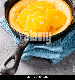 Köstlichen holländischen baby Pfannkuchen Stockfoto