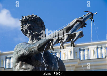 Flämische manieristischen Fontanna Neptuna (des Neptun Brunnen) und niederländischen Manierismus Dwor Artusa (Artushof) auf Dlugi Targ (Langen Markt) in der Stadt in hist Stockfoto