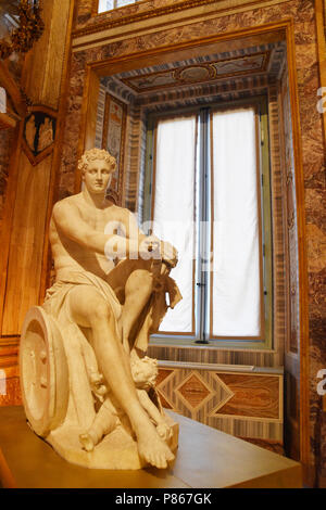 Ares Ludovisi ist eine römische Kopie einer griechischen Statue von scopas (340-330 v. Chr.). Die Galleria Borghese (Galleria Borghese) ist eine Kunstgalerie in Rom, Italien. Stockfoto