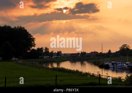 Overijsselse vecht in de vroege Ochtend; Overijsselse vecht im frühen Morgen Stockfoto