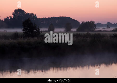 Overijsselse vecht in de vroege Ochtend; Overijsselse vecht im frühen Morgen Stockfoto