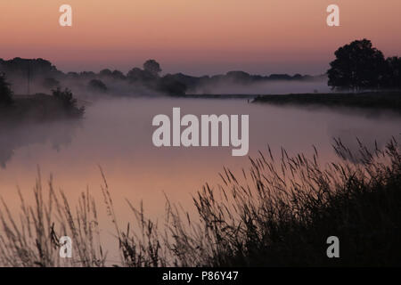 Overijsselse vecht in de vroege Ochtend; Overijsselse vecht im frühen Morgen Stockfoto