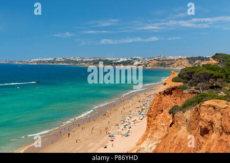 Praia da Falésia, Albufeira, Algarve, Portugal, vom Alfamar Hotel Stockfoto