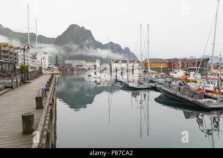 Hafen von svolvaer auf den Lofoten Inseln, Nordland, Norwegen Stockfoto