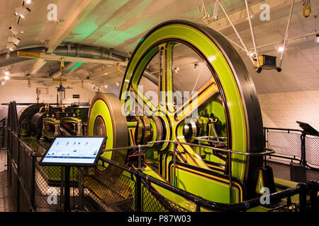 LONDON, UK, 20. März 2018: Close-up Motor innerhalb der Tower Bridge. Der viktorianische Motor Zimmer Haus der Kohle angetriebene Motoren, einmal an die macht Br verwendet Stockfoto