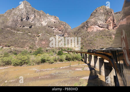 El Chepe, Zug durch Kupfer Canyon, Mexiko Stockfoto