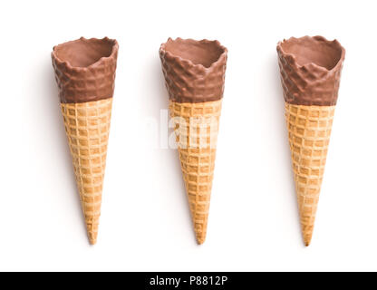 Eis mit Schokolade auf weißem Hintergrund. Stockfoto