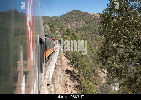 El Chepe, Züge durch Kupfer Canyon, Mexiko Stockfoto