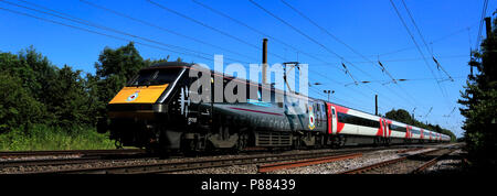 Virgin Trains 91110 Luftschlacht um England Memorial Flight, East Coast Main Line Railway, Peterborough, Cambridgeshire, England, Großbritannien Stockfoto