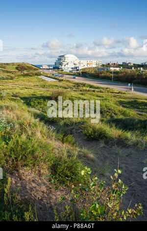 Hotel in Katwijk aan Zee im Sommer Stockfoto