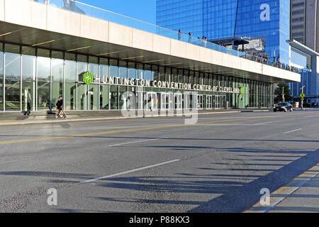 Huntington Convention Center von Cleveland Haupteingang an der Lakeside Avenue in der Innenstadt von Cleveland, Ohio, USA. Stockfoto