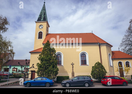 Kirche der hll. Cyrill und Methodius in Luzice, Hodonin Bezirk in der Südmährischen Region der Tschechischen Republik Stockfoto