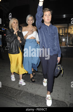 Verschiedene prominente besuchen TopShop Partei bei Phoenix Arts CLub bietet: Wallis Tag Wo: London, Großbritannien Wann: 09 Jun 2018 Credit: WENN.com Stockfoto