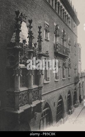 Barcelona. Josep Puig i Cadafalch (1867-1956), arquitecto Modernista. Casa Martí, en la calle Montesión, 3 Bis, Sede de Reunión de Kultur Kunstgeschichte Künstler modernistas, Bajo el nombre Els Quatre Gats. Año 1896. Tarjeta postal A.T.V. Stockfoto