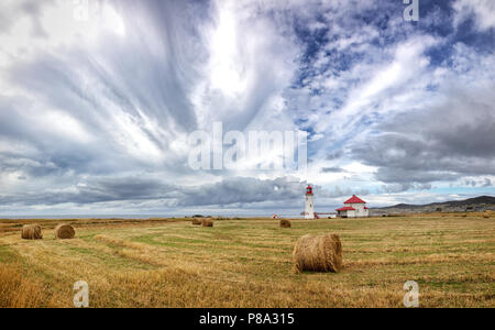 Der Anse a La Cabane, oder Millerand Leuchtturm von Havre Aubert, in Iles de la Madeleine, oder der Magdalen Islands, Kanada. Dies ist die höchste und Ältesten Stockfoto
